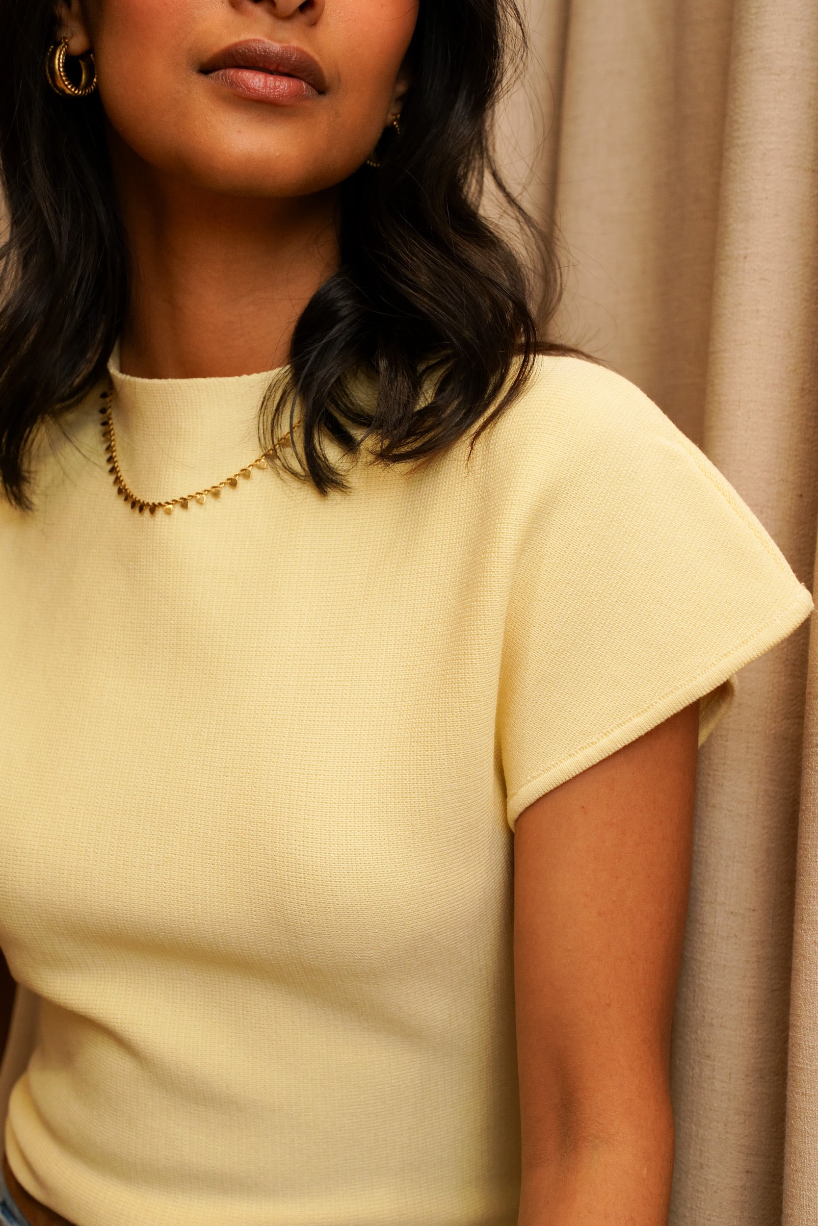 Top en maille jaune