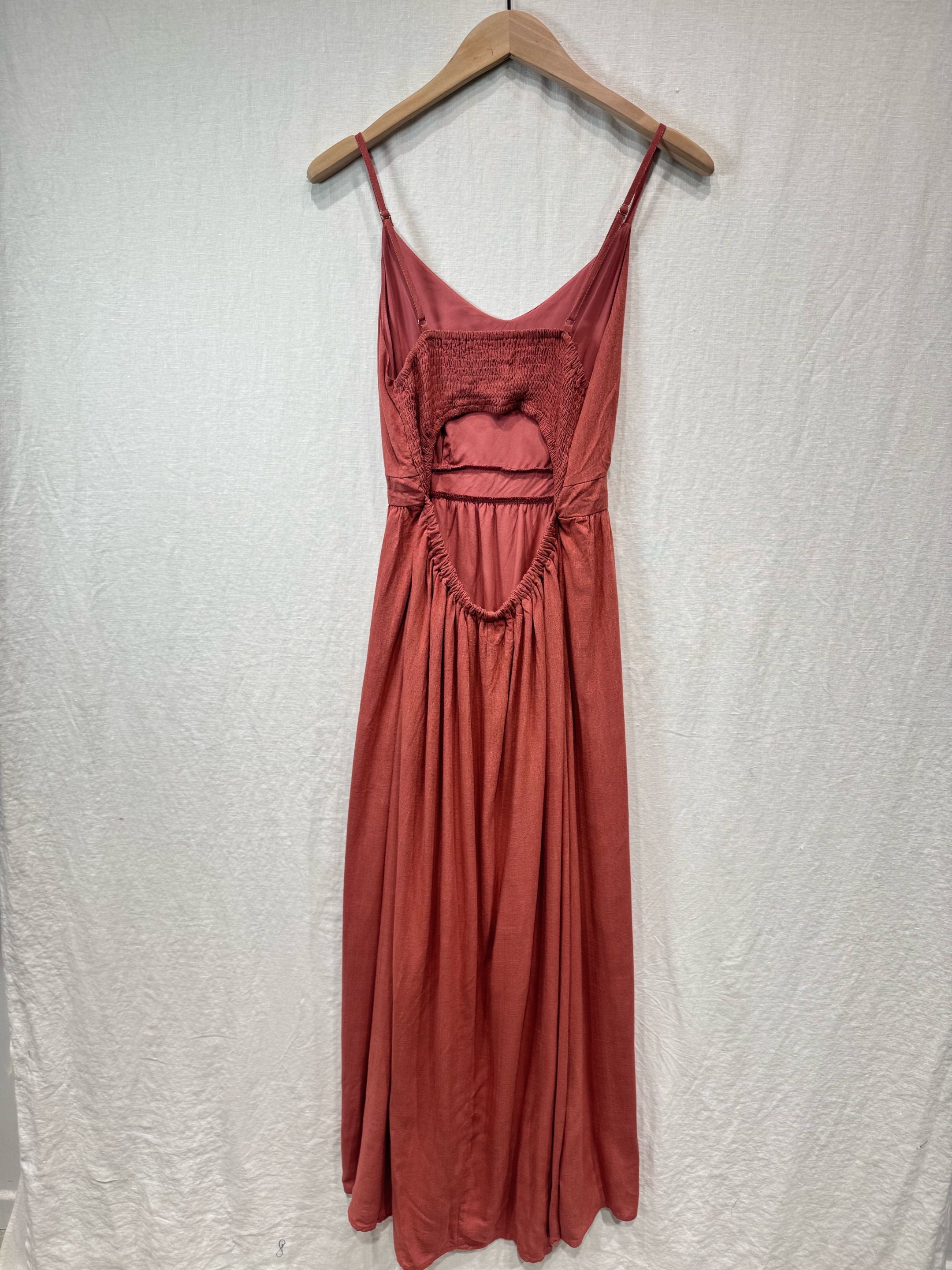 Robe longue dos nu